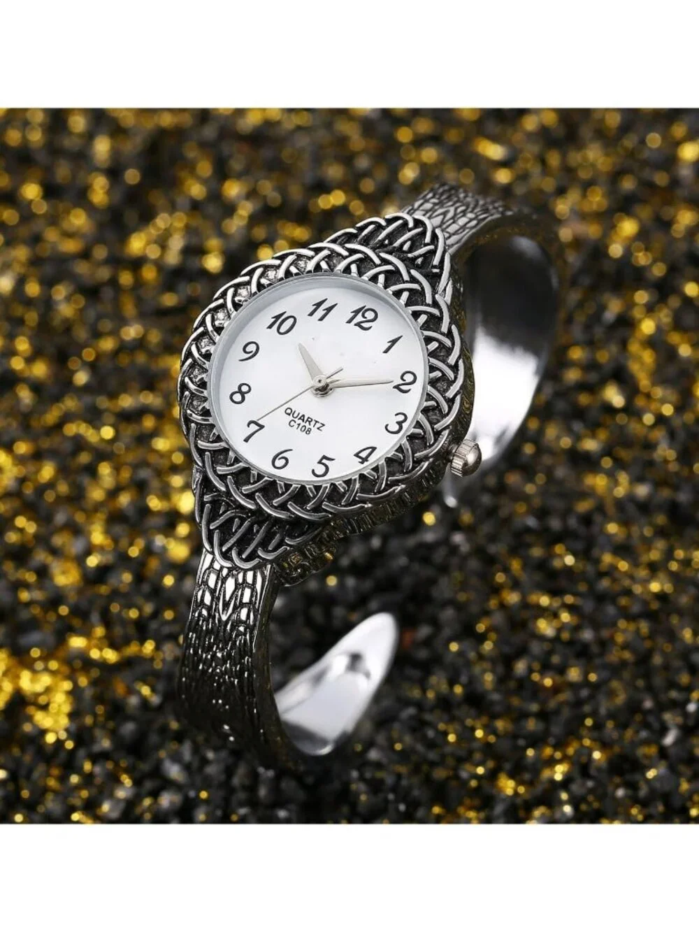 Women's Silver Analog Quartz Fashion Easy Read Vintage Bracelet Luxury Watch
